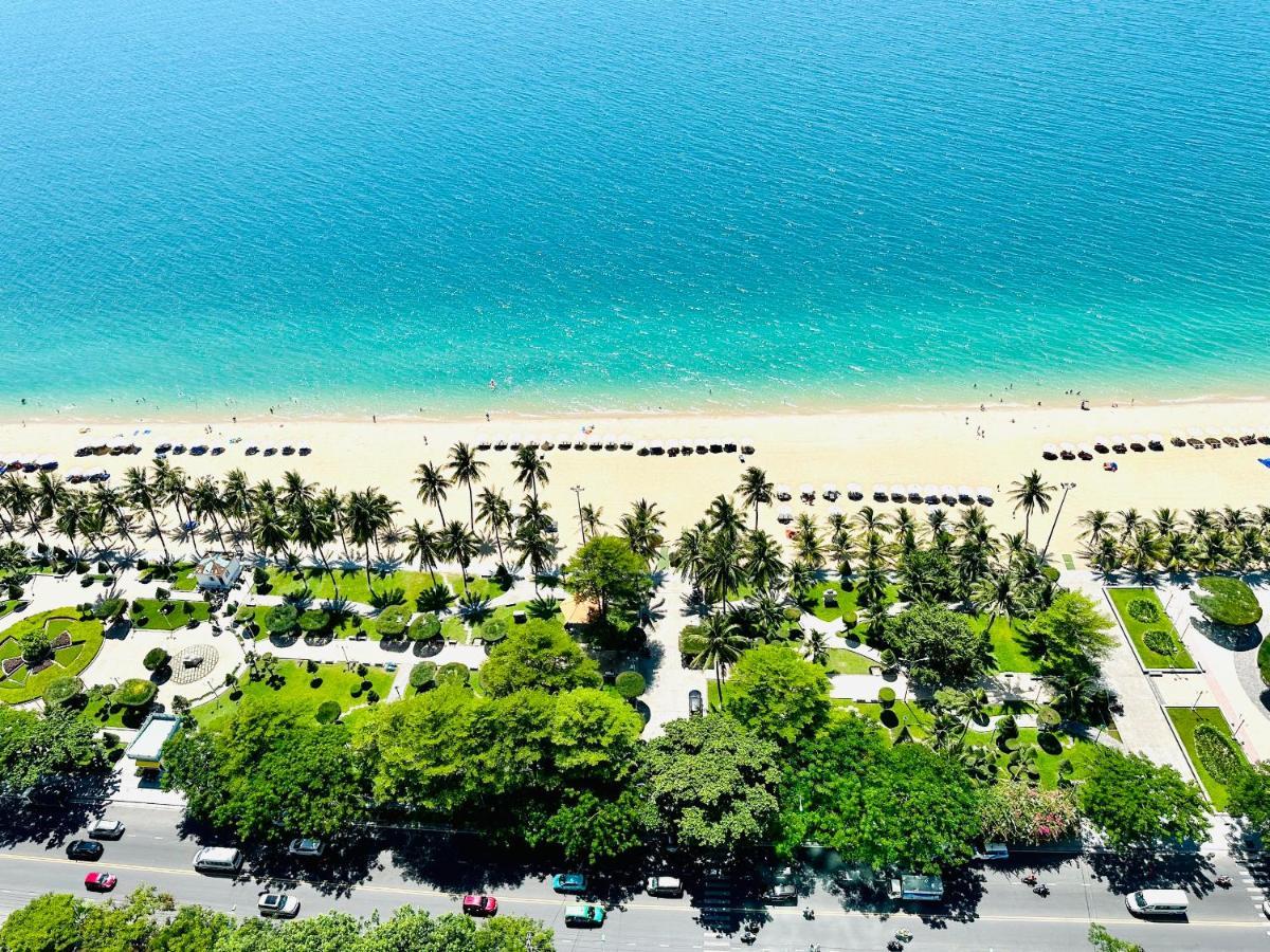 Infinity Sea View Apartment Nha Trang Bagian luar foto