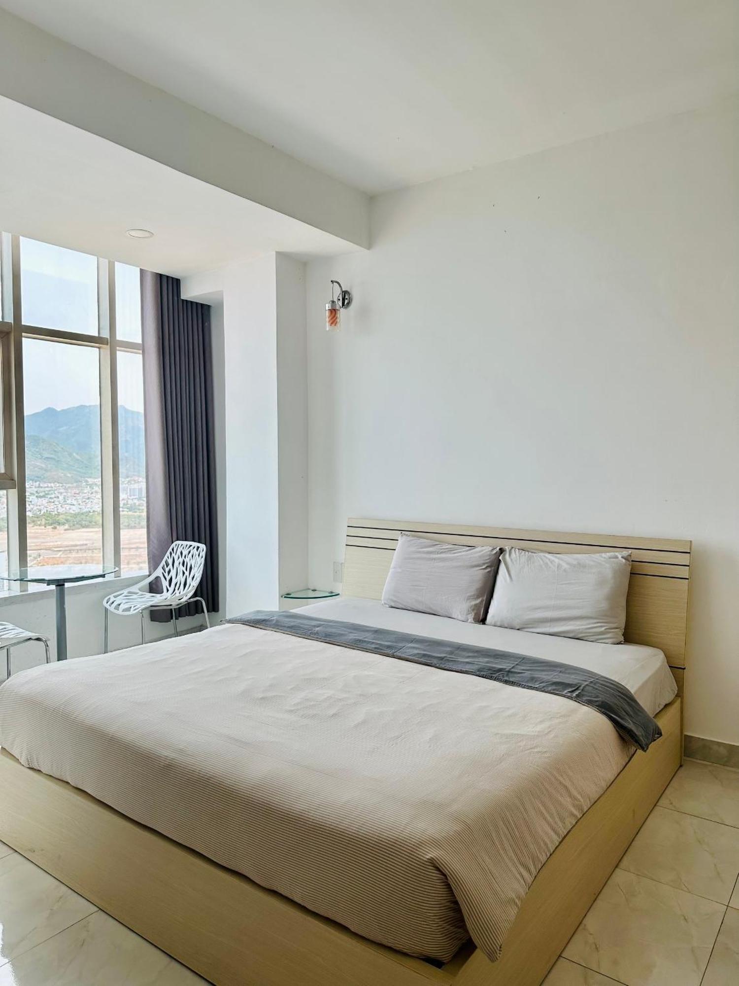 Infinity Sea View Apartment Nha Trang Bagian luar foto